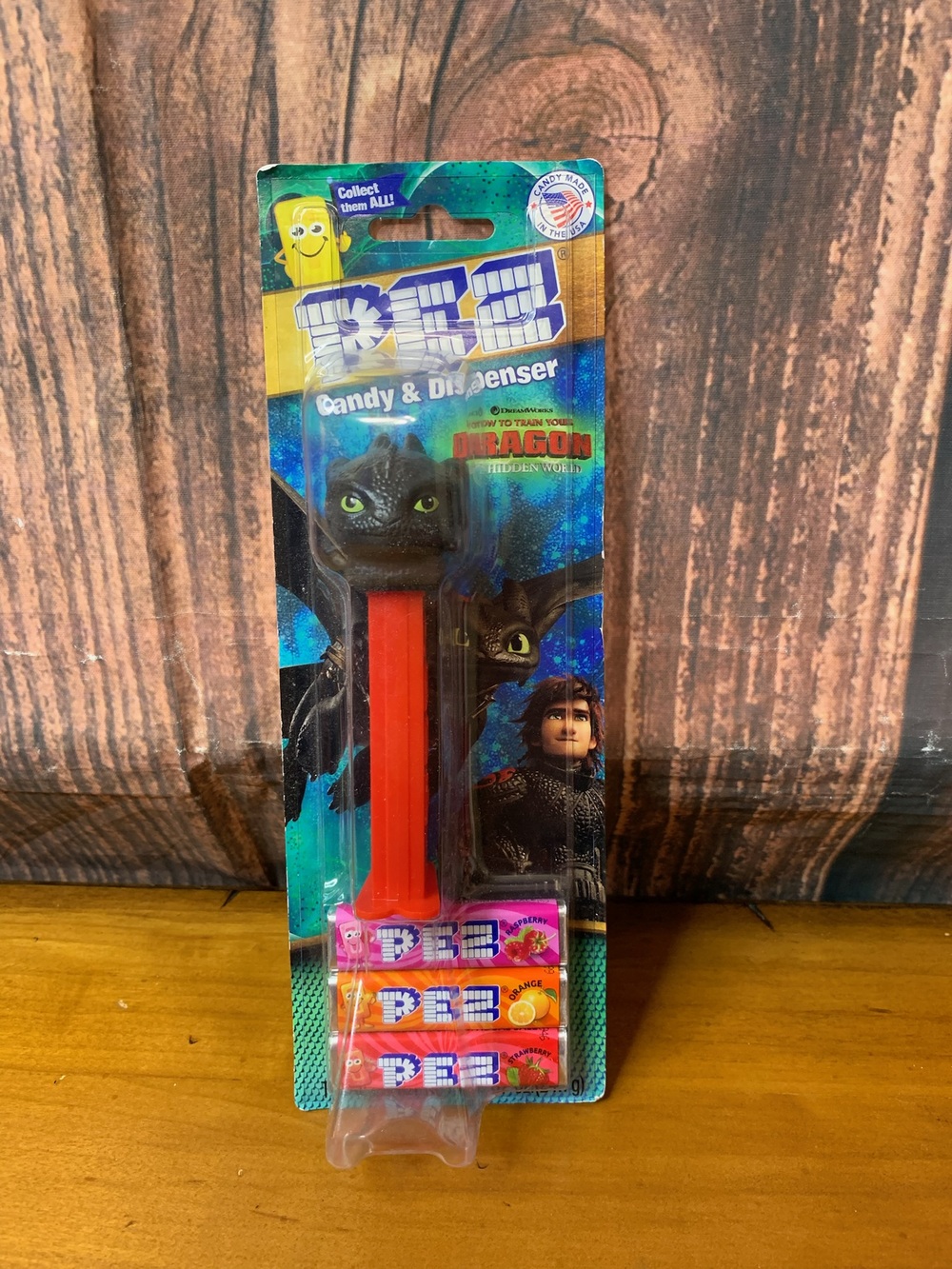 NEW PEZ Toothless Dispenser w/ Candy How to Train Your Dragon